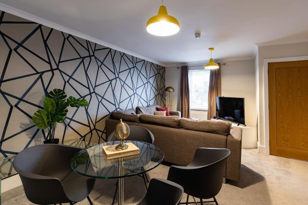 Rodney House By Mgroupsa Villa เชลเทนแฮม ภายนอก รูปภาพ